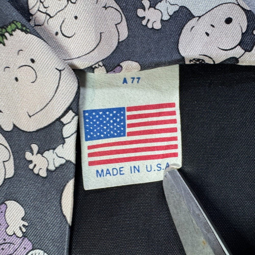 Vintage Cervantes Peanuts Silk Tie Mens Charlie Brown Snoopy Made in USA Black - Picture 3 of 8